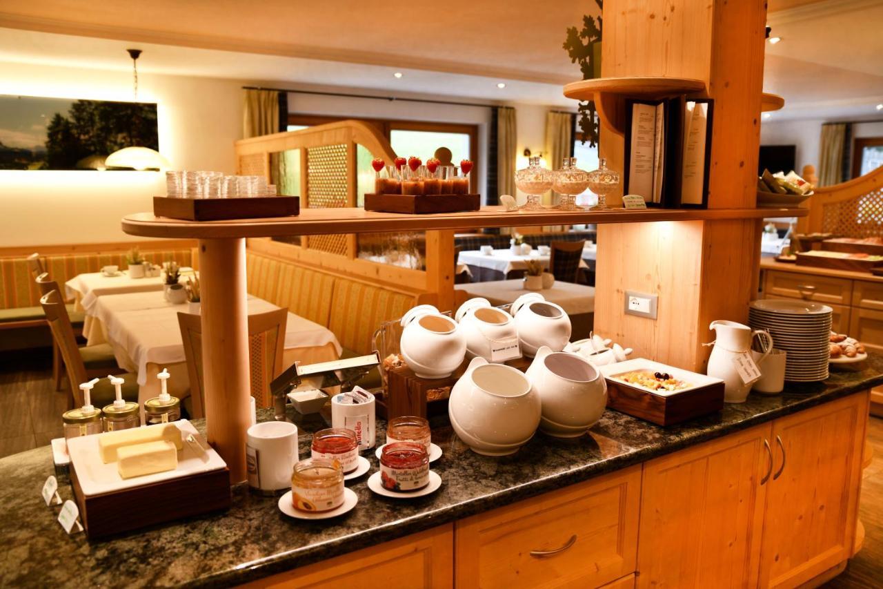 Garni Hotel Bel Vert Selva di Val Gardena Luaran gambar
