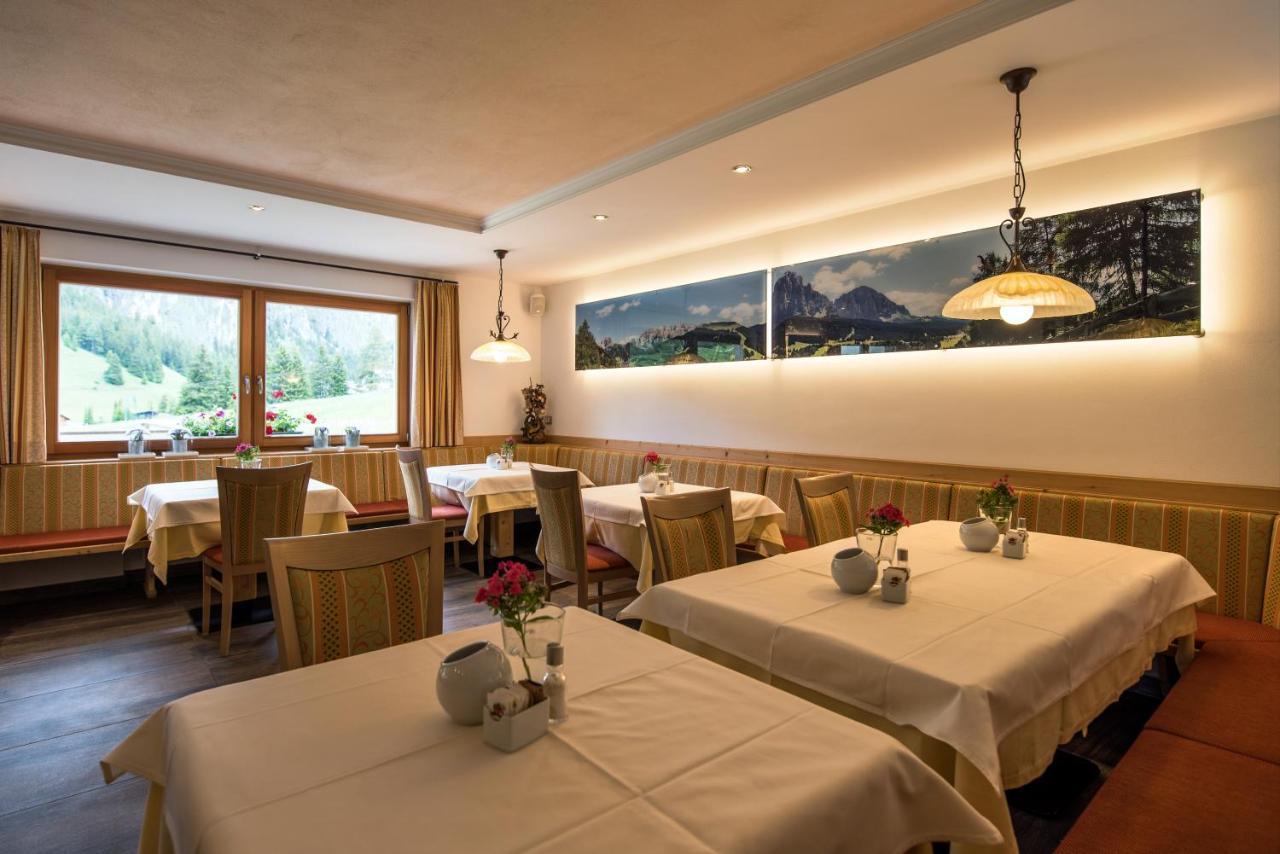 Garni Hotel Bel Vert Selva di Val Gardena Luaran gambar